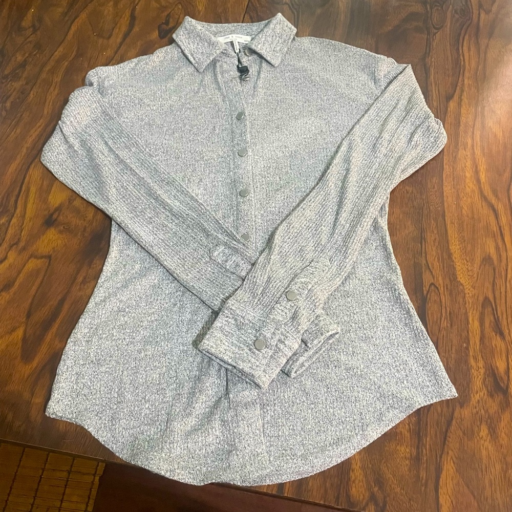 Women’s xsmall Rag & Bone gray long sleeve shirt.